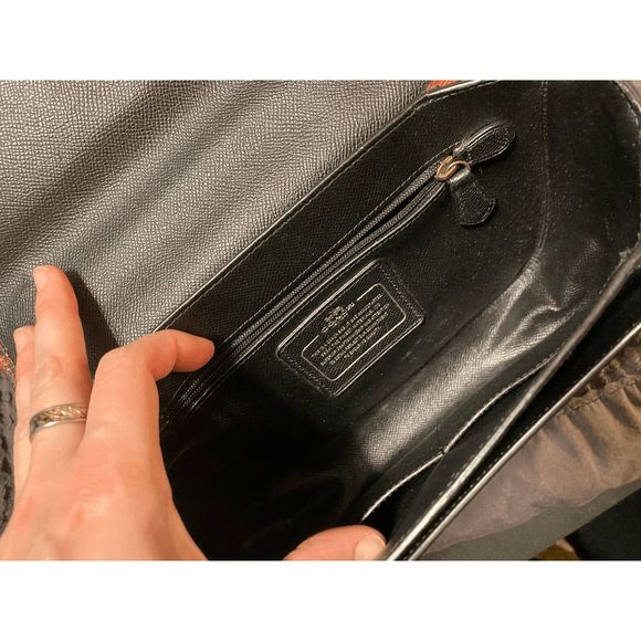 COACH 33615 PAGE FLAP BLACK & FLORAL SHOULDER BAG - Picture 6 of 11